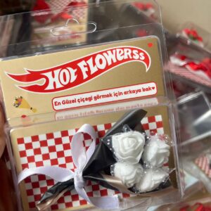 ARABACILARA HEDİYELİK ÇİÇEK